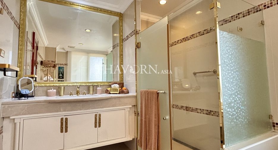 For sale 2 bedrooms condo in Bang Lamung, Chonburi