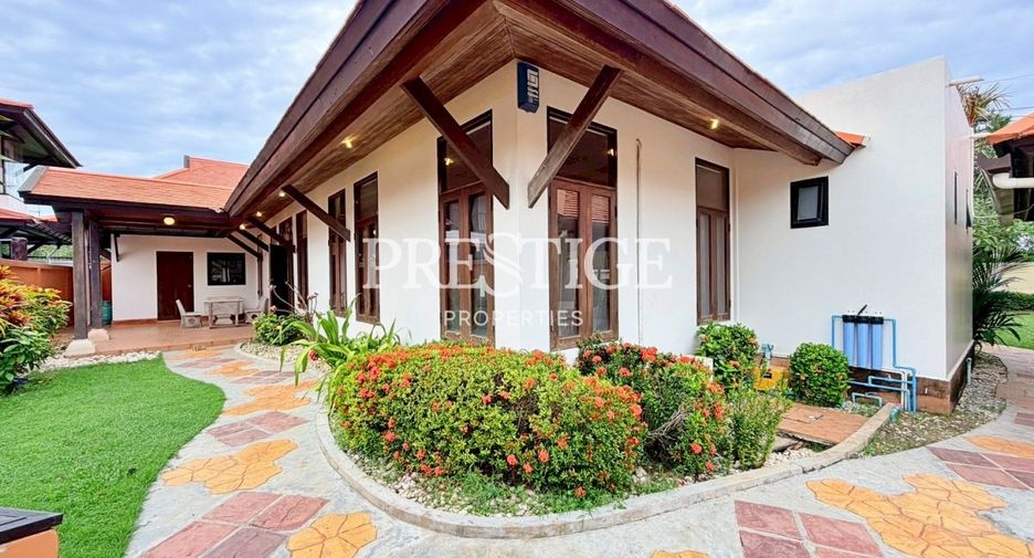 For rent 3 bedrooms house in Bang Lamung, Chonburi