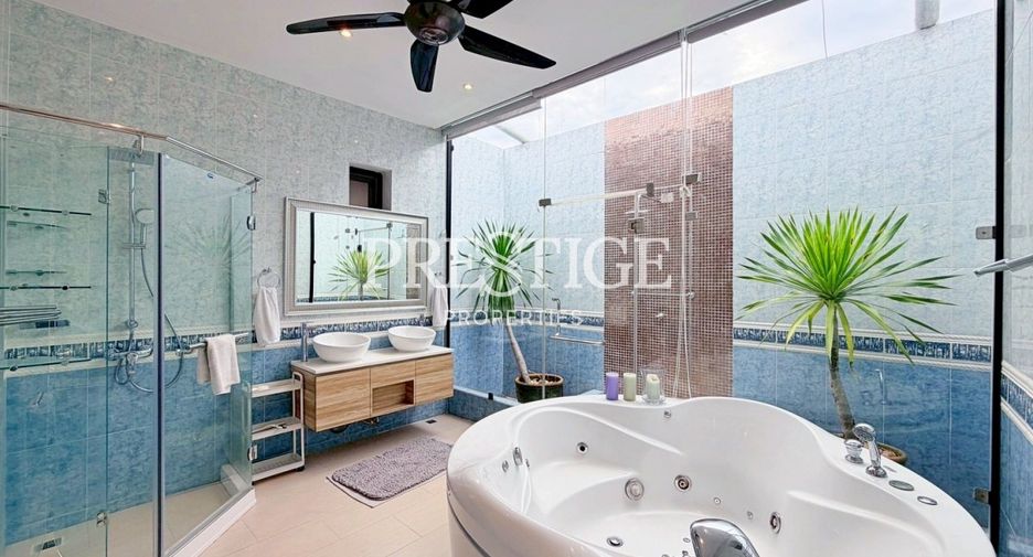 For rent 3 bedrooms house in Bang Lamung, Chonburi