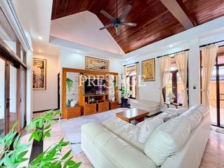 Casa en alquiler de 3 habitaciones en Bang Lamung, Chonburi