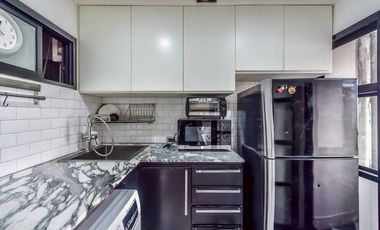 À vendre 1 chambre condo à Yan Nawa, Bangkok