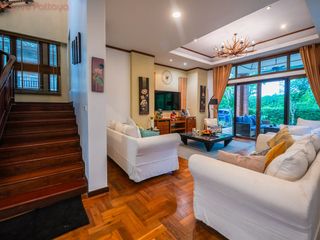 À louer 5 chambres maison à Bang Lamung, Chonburi