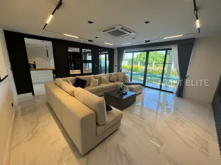 À louer 3 chambres maison à Bang Lamung, Chonburi