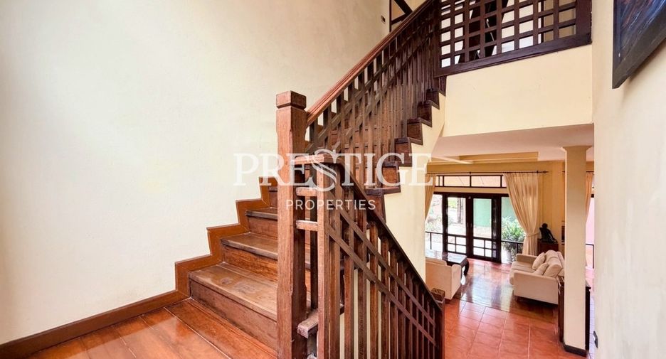 For sale 5 bedrooms house in Bang Lamung, Chonburi