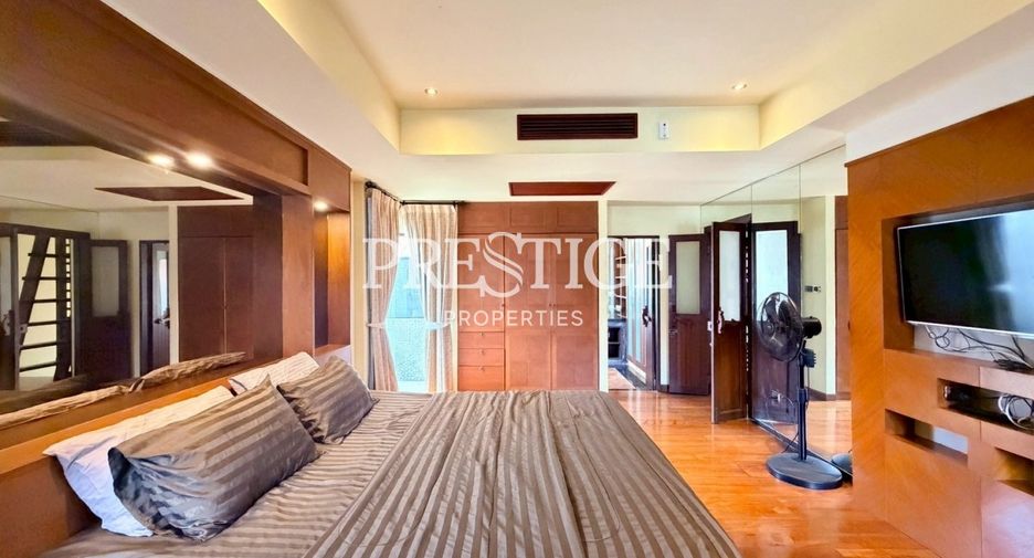 For sale 5 bedrooms house in Bang Lamung, Chonburi
