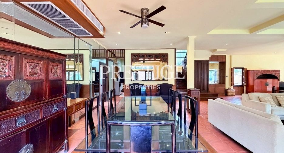 For sale 5 bedrooms house in Bang Lamung, Chonburi