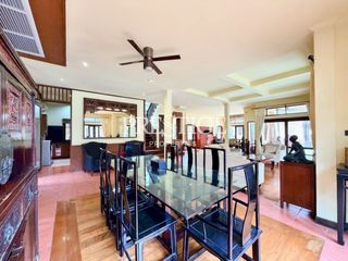 Haus zum Kauf mit 5 Zimmer in Bang Lamung, Chonburi