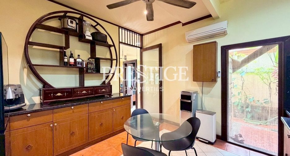 For sale 5 bedrooms house in Bang Lamung, Chonburi