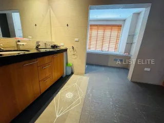 Haus zur Miete mit 5 Zimmer in Bang Lamung, Chonburi