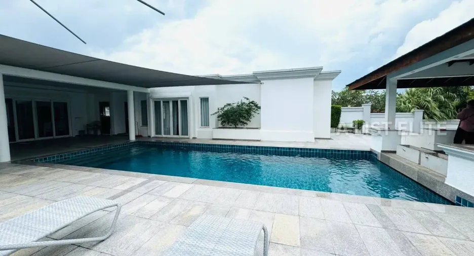 For rent 5 bedrooms house in Bang Lamung, Chonburi