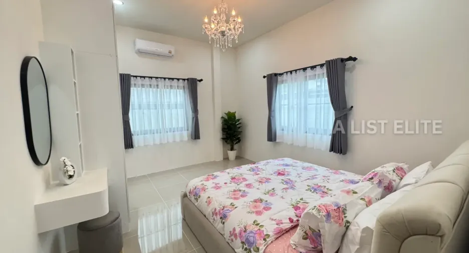 For rent 5 bedrooms house in Bang Lamung, Chonburi