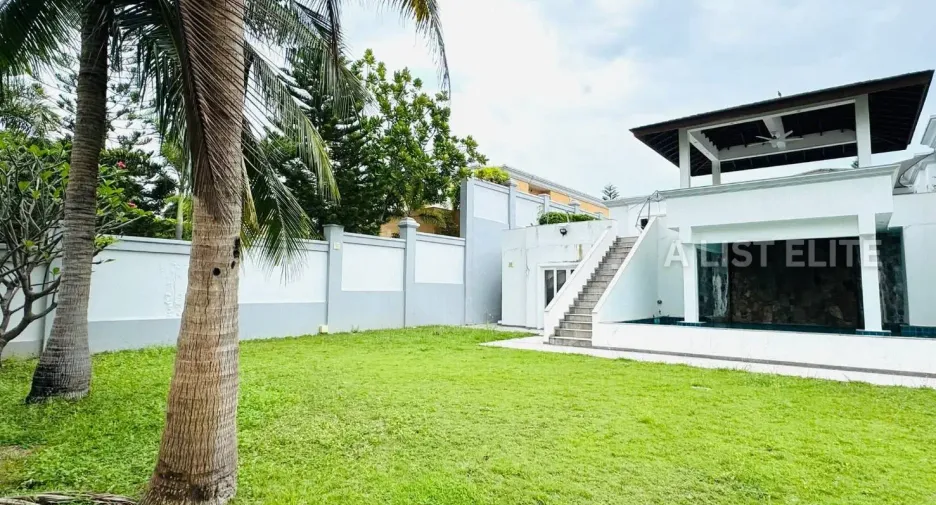 For rent 5 bedrooms house in Bang Lamung, Chonburi