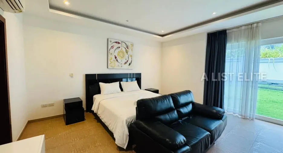 For rent 5 bedrooms house in Bang Lamung, Chonburi
