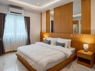 À louer 4 chambres maison à Bang Lamung, Chonburi
