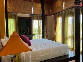 Haus zur Miete mit 5 Zimmer in Bang Lamung, Chonburi