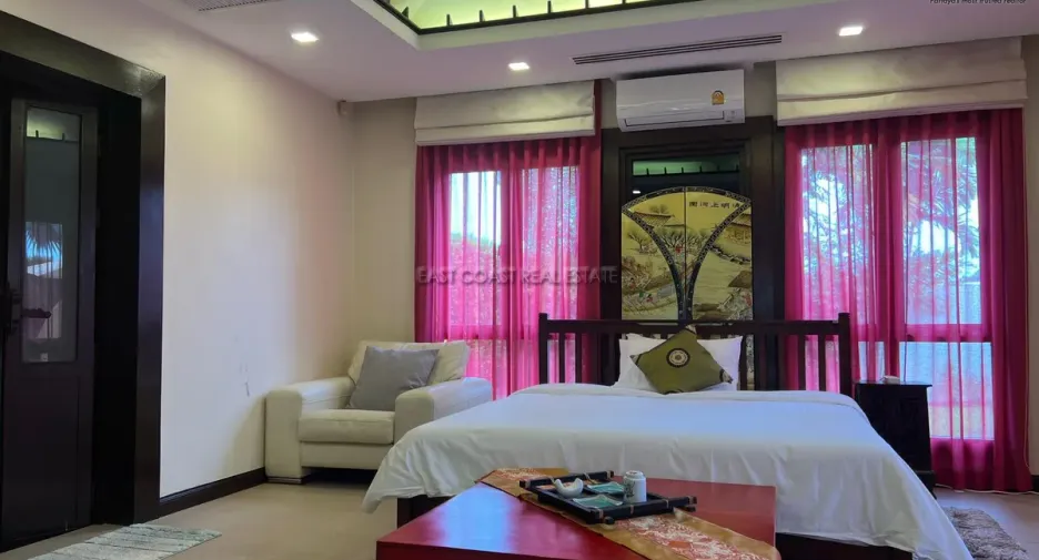 For rent 5 bedrooms house in Bang Lamung, Chonburi