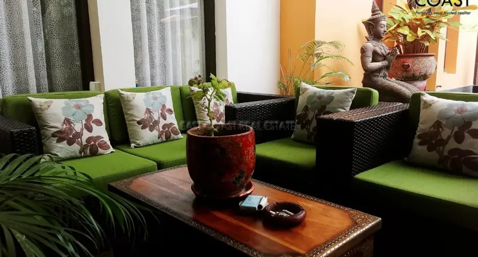 For rent 5 bedrooms house in Bang Lamung, Chonburi