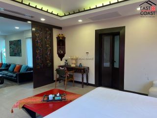 Haus zur Miete mit 5 Zimmer in Bang Lamung, Chonburi