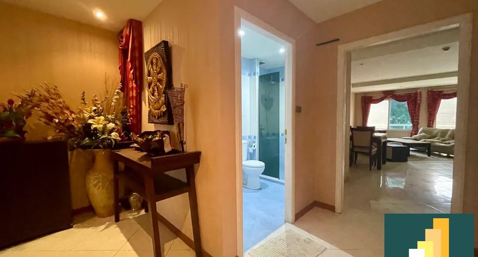 For rent and for sale 2 bedrooms condo in North Pattaya, Pattaya