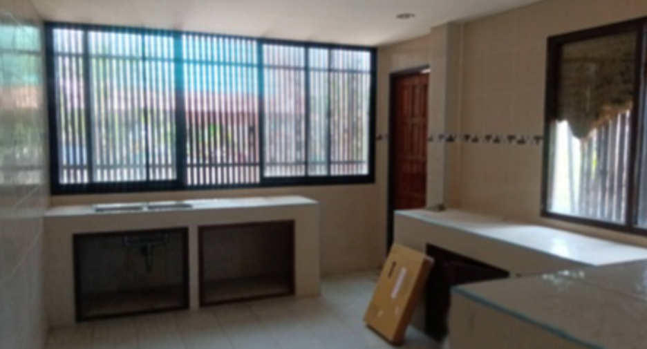 For sale 3 bedrooms house in East Pattaya, Pattaya