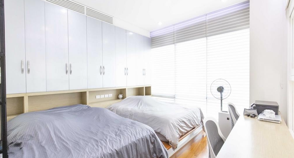 Condo en venta de 3 habitaciones en Khlong Toei, Bangkok