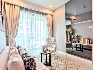 For sale 2 bedrooms condo in Pathum Wan, Bangkok