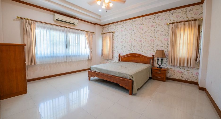 For rent 5 ベッドルーム house in Bang Lamung, Chonburi