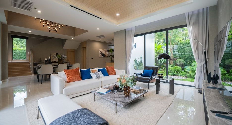 Casa en venta de 4 habitaciones en Bang Lamung, Chonburi