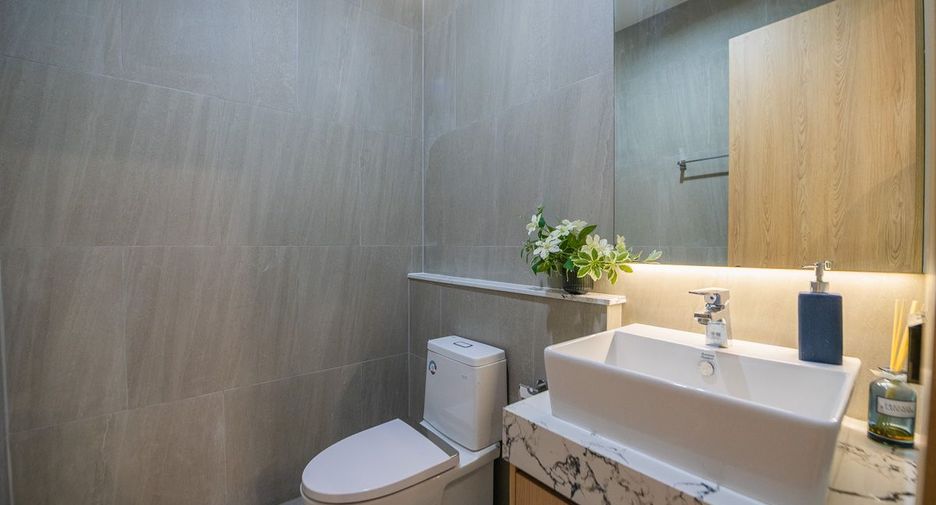 Casa en venta de 4 habitaciones en Bang Lamung, Chonburi