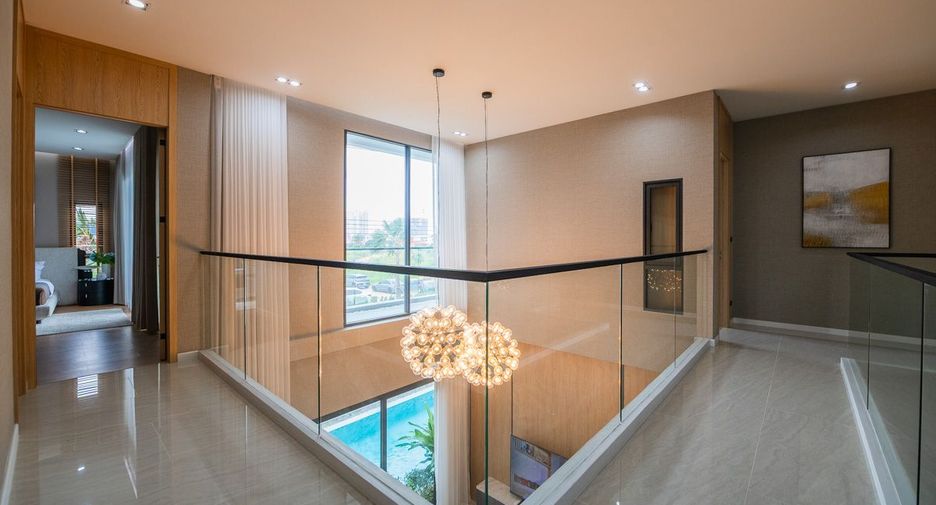 Casa en venta de 4 habitaciones en Bang Lamung, Chonburi