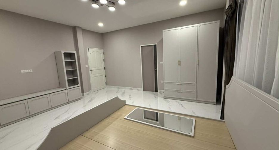 ขาย 3 ห้องนอน บ้านเดี่ยว ใน พัทยาตะวันออก, พัทยา
