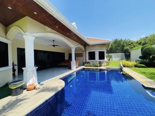出售 3 卧室 独立屋 在 Bang Lamung, Chon Buri