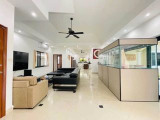 出售 3 卧室 独立屋 在 Bang Lamung, Chon Buri
