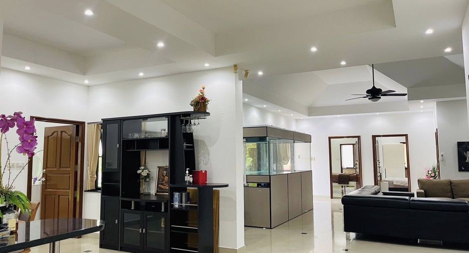 À vendre 3 chambres maison à Bang Lamung, Chonburi