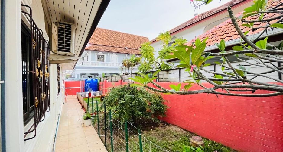 Casa en venta de 4 habitaciones en Bang Lamung, Chonburi