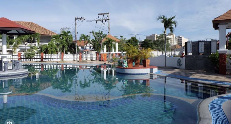 Casa en venta de 4 habitaciones en Bang Lamung, Chonburi