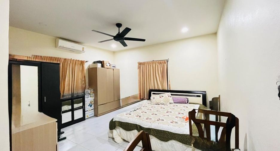 Casa en venta de 4 habitaciones en Bang Lamung, Chonburi