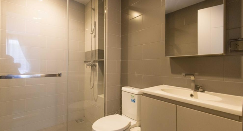 For sale 1 bed condo in Phra Khanong, Bangkok