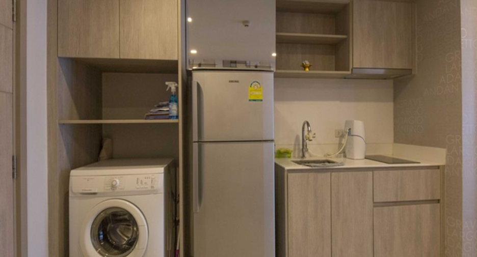 For sale 1 bed condo in Phra Khanong, Bangkok
