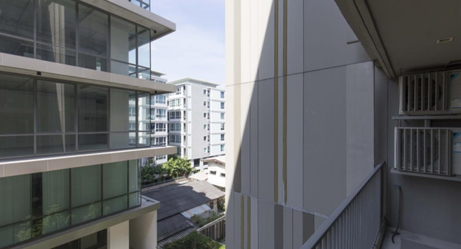 For sale 1 bed condo in Phra Khanong, Bangkok