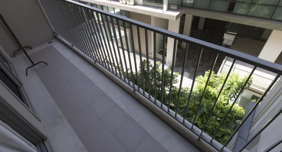 For sale 1 bed condo in Phra Khanong, Bangkok