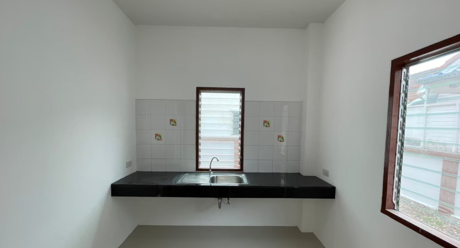À vendre 3 chambres maison à Si Racha, Chonburi
