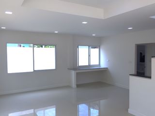 出售 3 卧室 独立屋 在 Lam Luk Ka, Pathum Thani