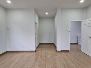 Haus zum Kauf mit 3 Zimmer in Mueang Khon Kaen, Khon Kaen