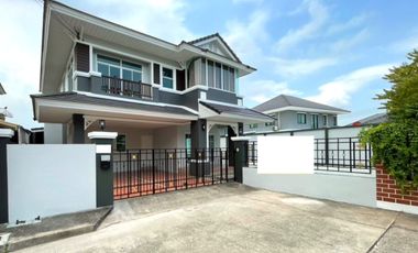 For sale 3 bedrooms house in Si Racha, Chonburi