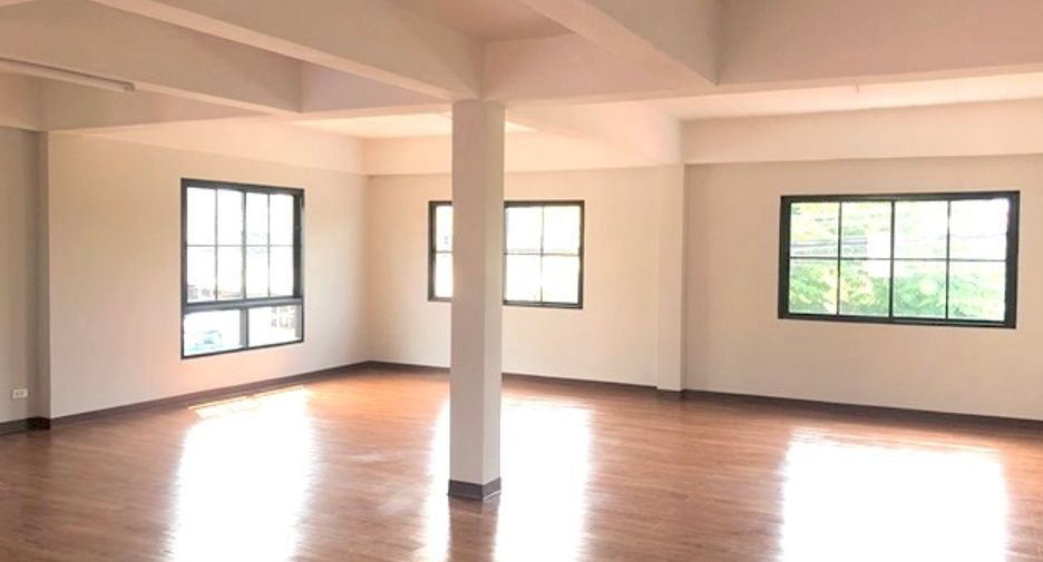 À vendre 1 chambre local commercial à Bang Bua Thong, Nonthaburi