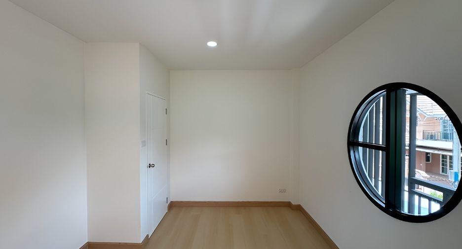 Haus zum Kauf mit 3 Zimmer in Lam Luk Ka, Pathum Thani
