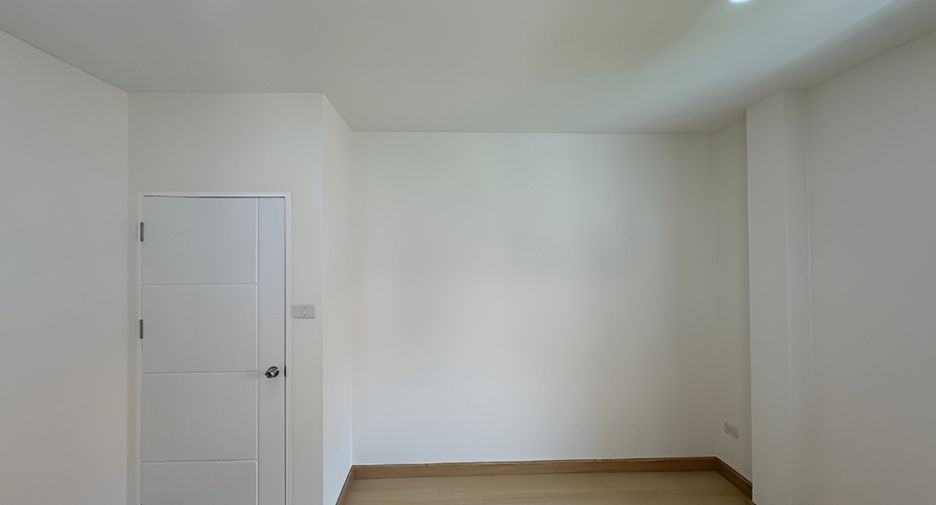 Haus zum Kauf mit 3 Zimmer in Lam Luk Ka, Pathum Thani