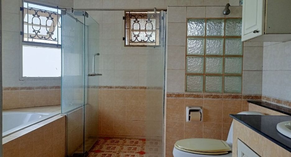 À vendre 4 chambres maison à Bang Kruai, Nonthaburi