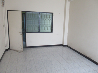 Condo en venta de 20 habitaciones en Nong Khaem, Bangkok